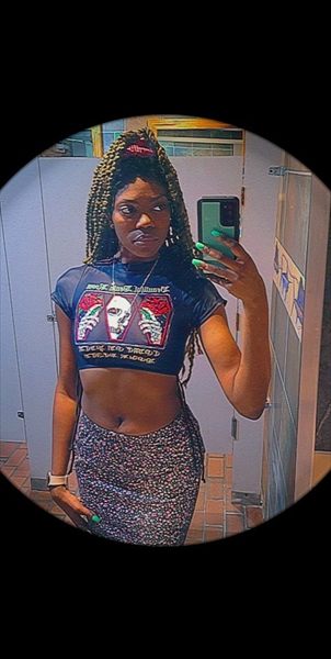 Pretty lil black thang