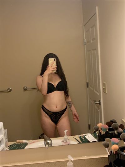 lillyunder profile photo 2