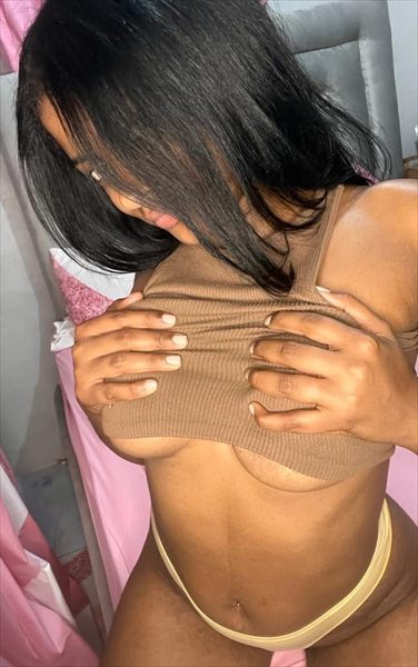Layla C