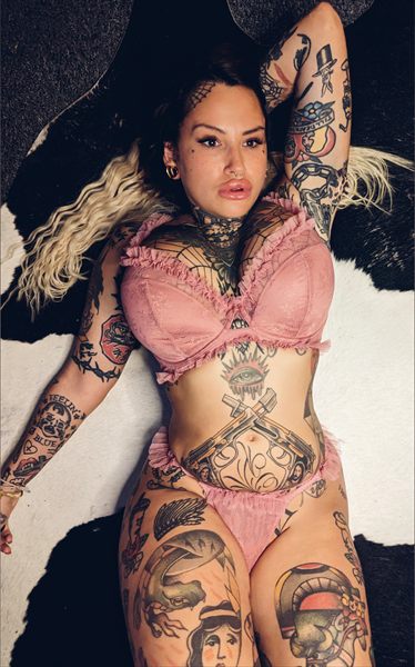 Annie Cash