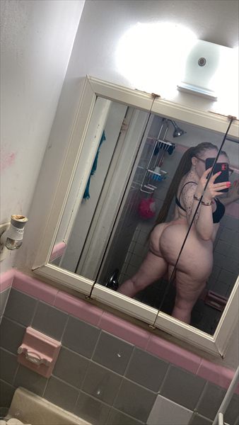 2Scoopz_OfPleasure💋👅💅🏼🍑🍦🍭💦