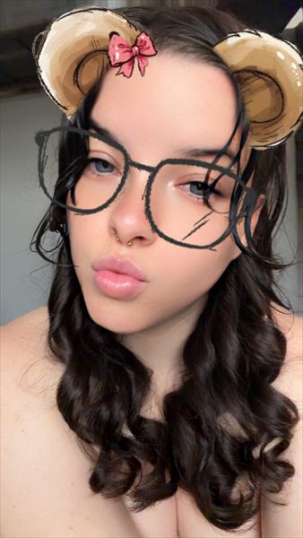 Micheala🧡💚💜🩵