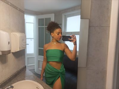 Leona profile photo 2