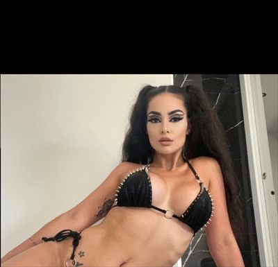 Adela profile photo 2