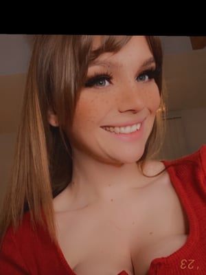lilly oliver profile photo 2