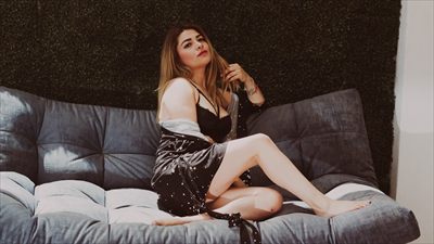 Elle profile photo 2