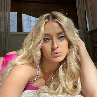 Crystal🤍 creator profile