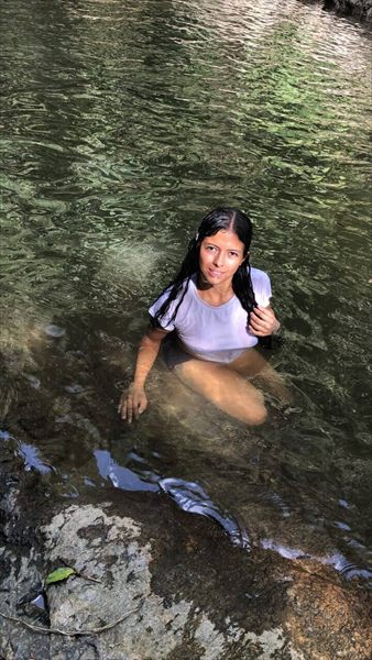 Nakkita hot