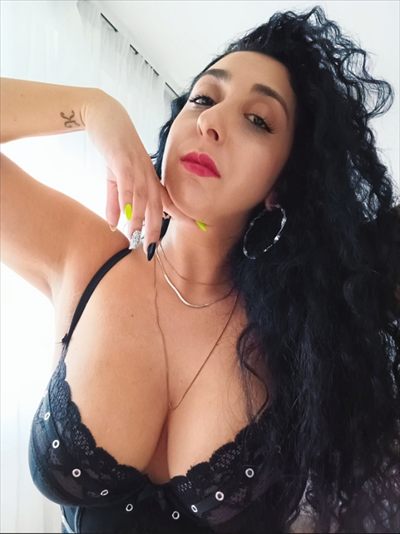Kelly Love