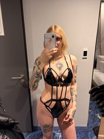 BlondGermanDoll profile photo 2