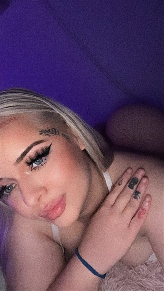 ✨💞Barbie Romanian💞✨ profile photo 2