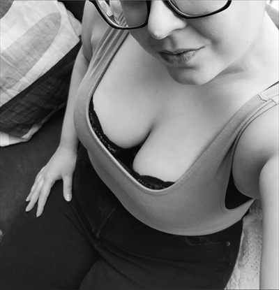 Mom Next Door VIP