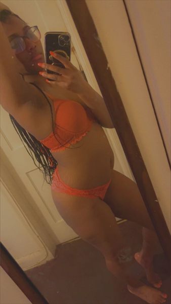 SexyAzzYamz25 profile photo 2