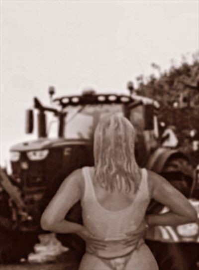 TheBlondeAgriLass🤠 profile photo 2