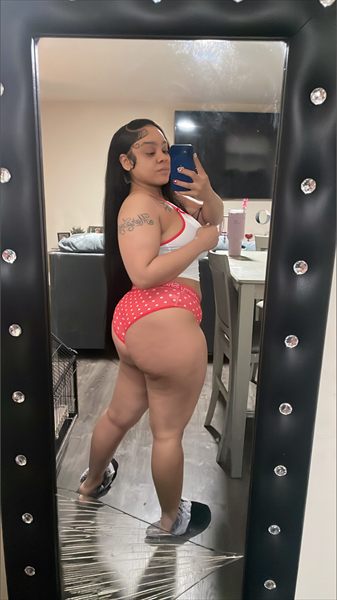 CravingTongueee👅 profile photo 2