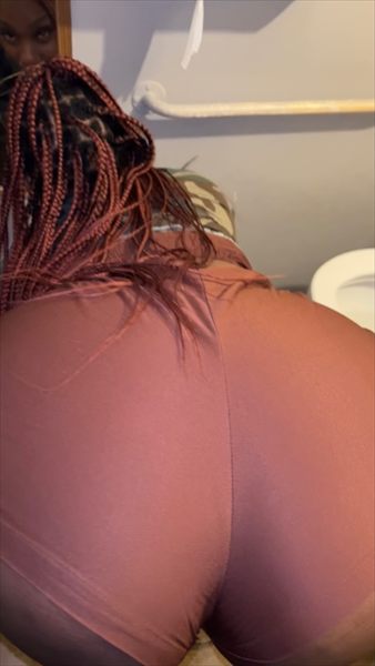 NeeNeePrettyAss