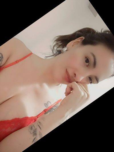 Millie profile photo 2
