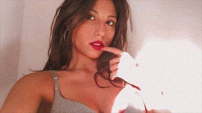 Ava 🌸🍑🍒
