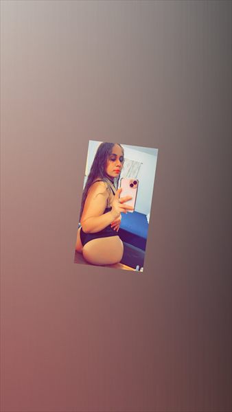 Gold girl profile photo 2