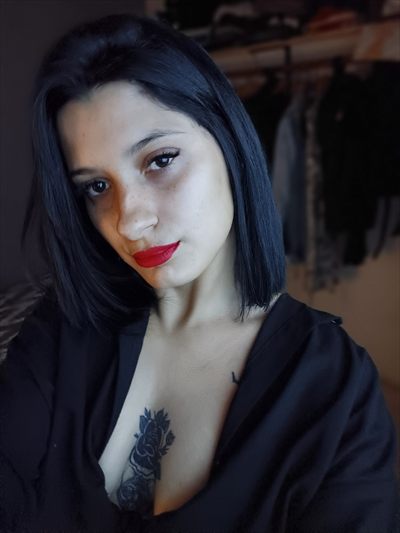 Angela profile photo 2