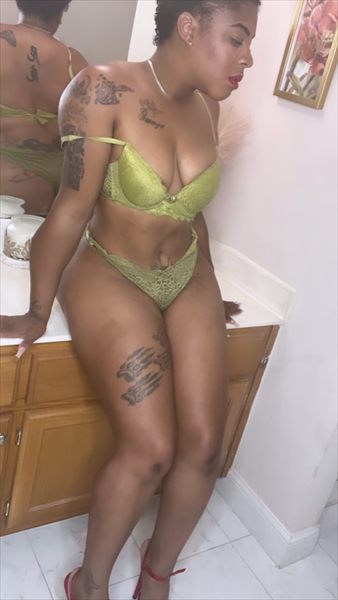 Rose Gold profile photo 2