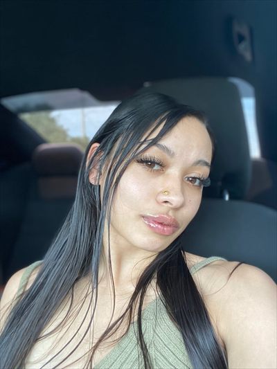 Iris Ivy profile photo 3