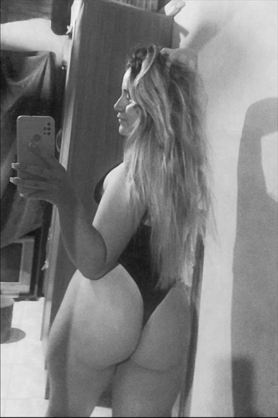 La rubia hot profile photo 2