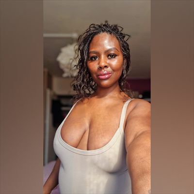 GoddessMilkyOfficial🇬🇧🇯🇲