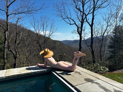 BlondeBomb777 profile photo 2