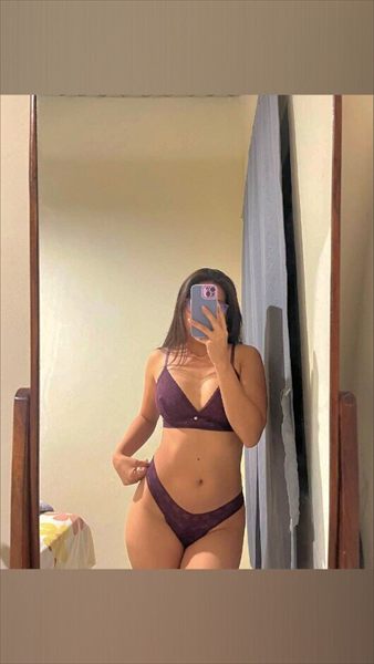Danna Flowers 🌺🏝️