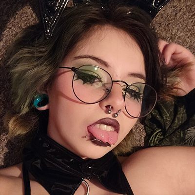 BombShell Babe