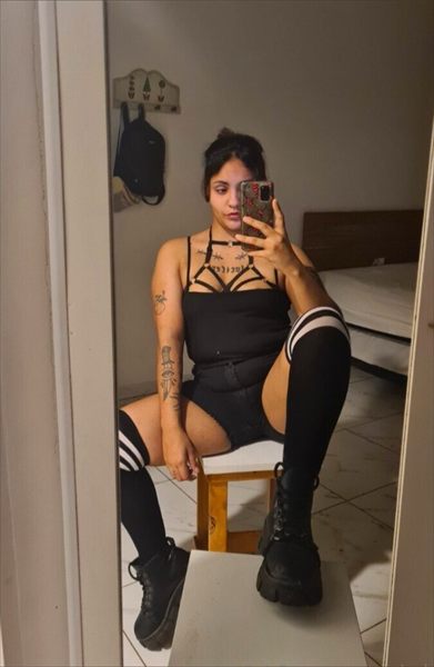 Amy Sixx