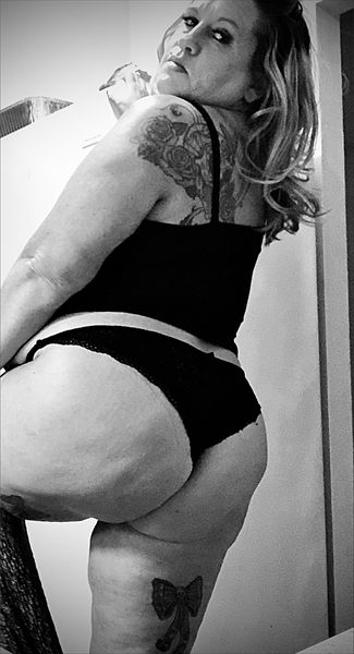 Juicy profile photo 2