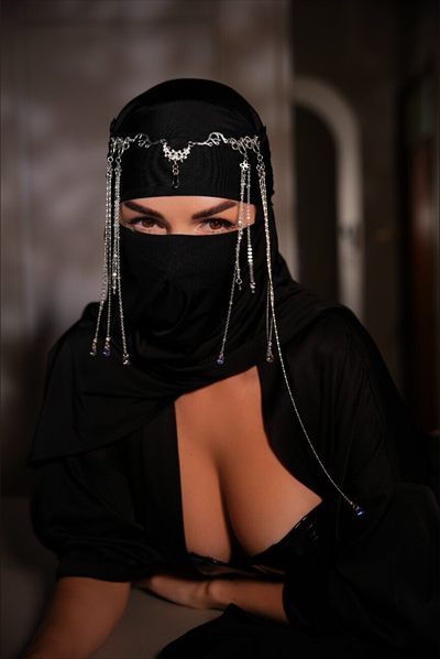 GALA BLACK 🖤 𝗠𝗬𝗦𝗧𝗘𝗥𝗬 𝗣𝗔𝗚𝗘☪︎