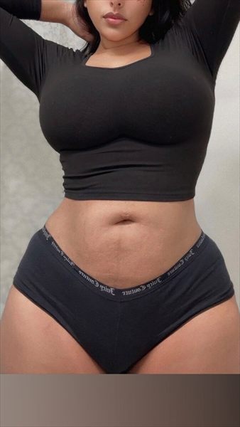 Sweet Morenita🍑🍒