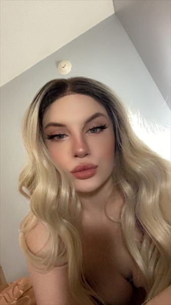 Aria Grayson 🦋