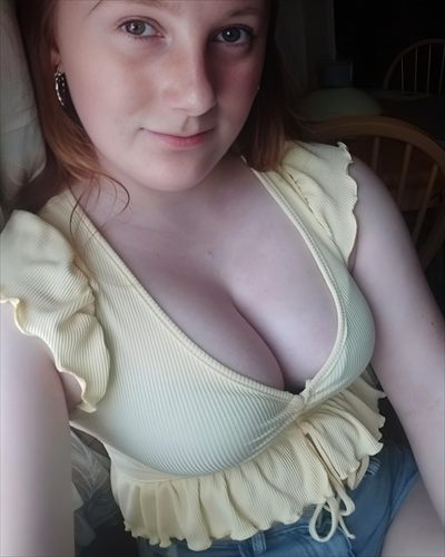 😈Lil Busty Red😈