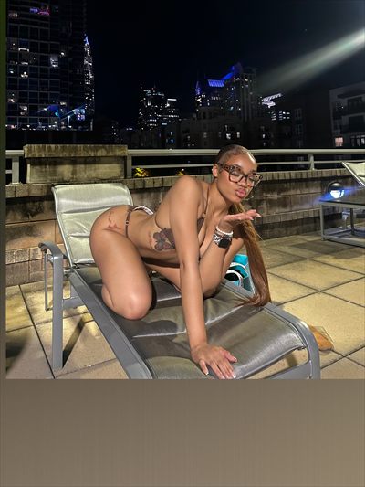 Close FRENNSSS profile photo 2