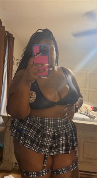 Queenpinbby