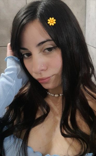 Girl sexy🍑🍆