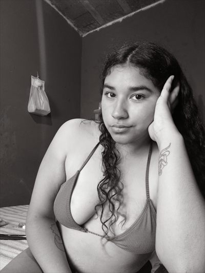 Melanie Perez profile photo 2