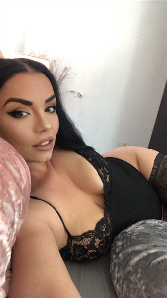 Lorraine profile photo 2