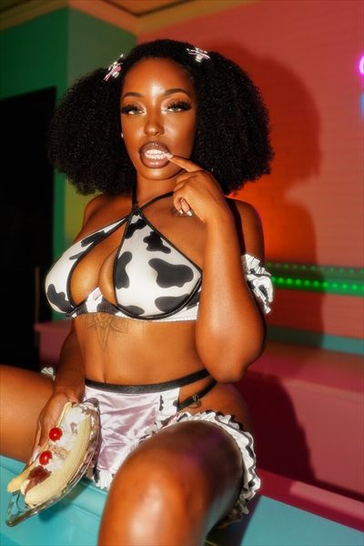 Niyah Renee