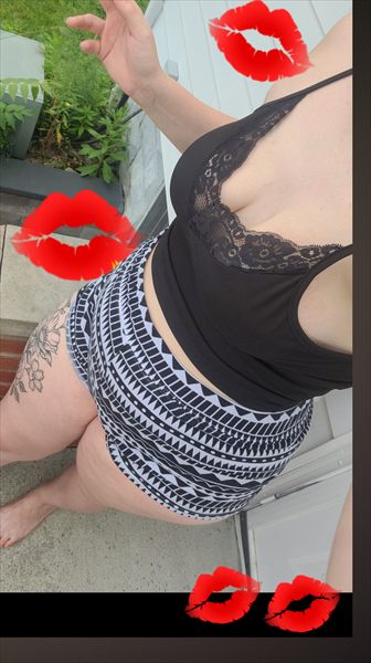 Your Fav Phat Ass White Girl🍑😈💋 profile photo 2