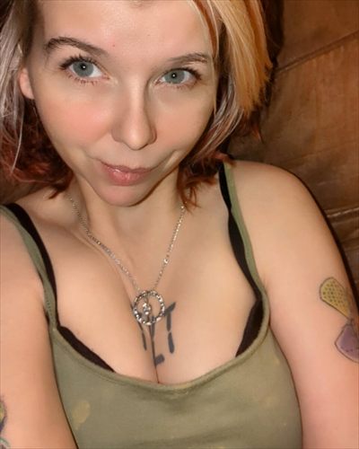 PixElle profile photo 3