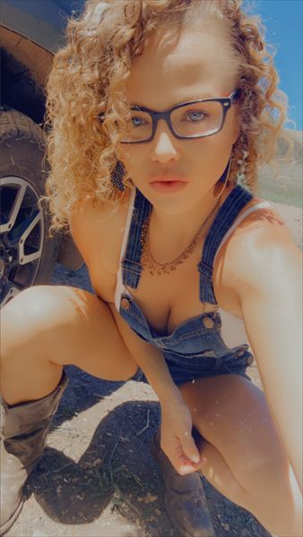 CurlyK profile photo 2
