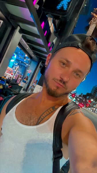 Adam Niko Rush profile photo 2