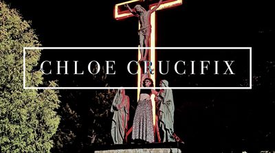 chloe crucifix profile photo 2