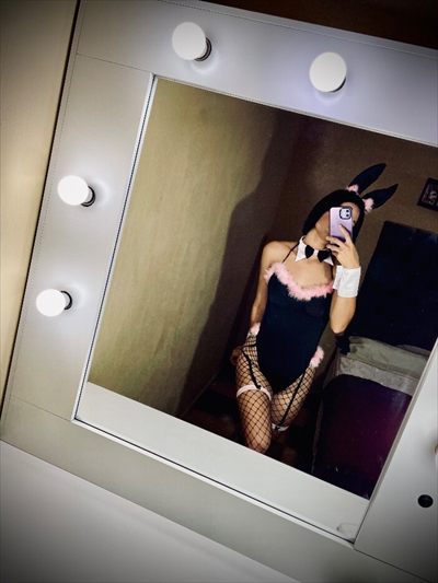 HONEY profile photo 2