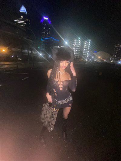 hunii b profile photo 2